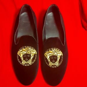 I'm selling a versace loafers I wore it once n it's small for me size 8us 41eu